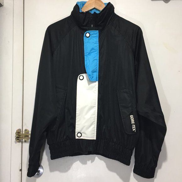 GORE-TEX LIGHTWEIGHT JACKETS SIZE L - Picture 5 of 7